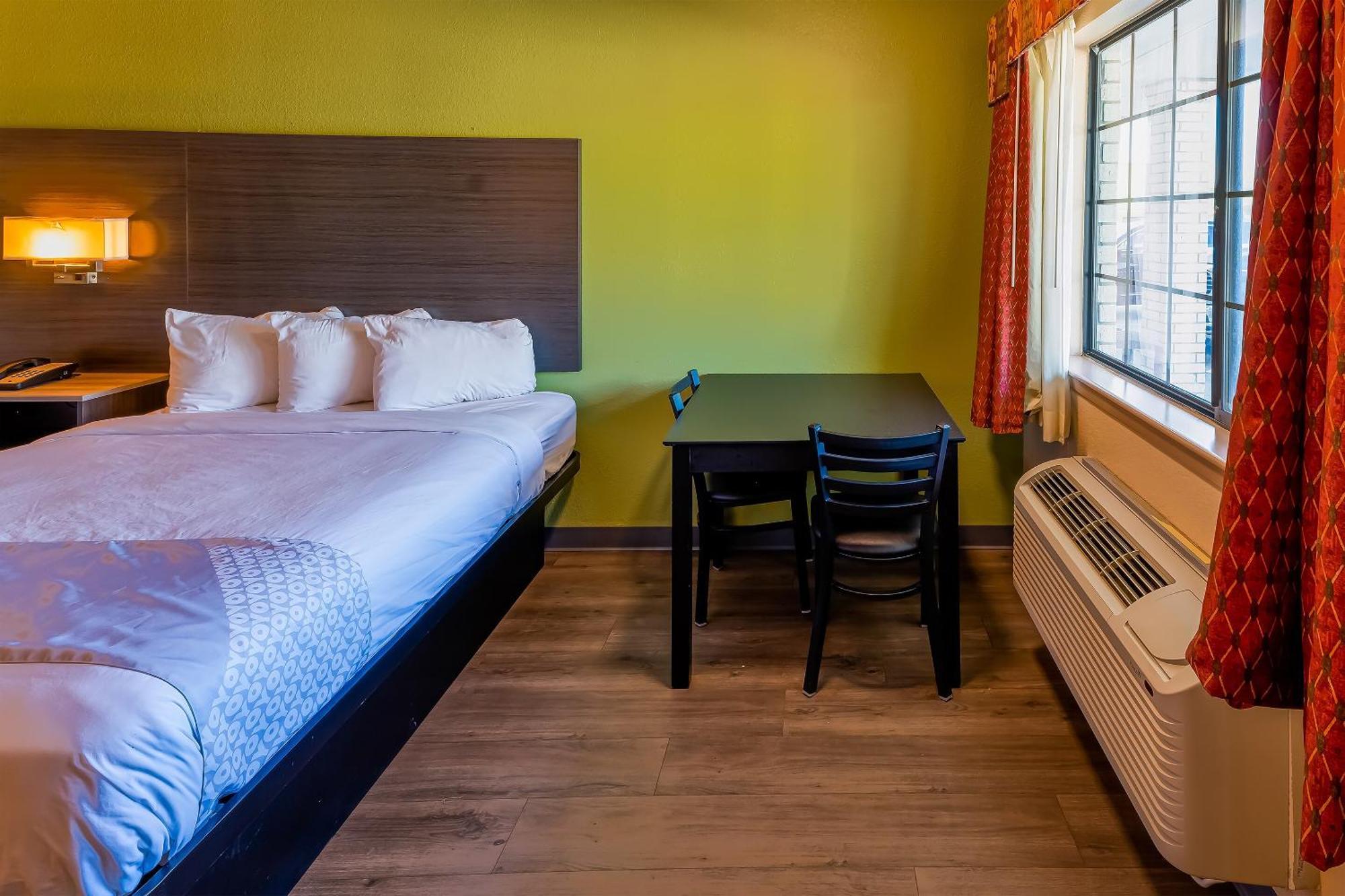 Oyo Hotel Yoakum West Kültér fotó
