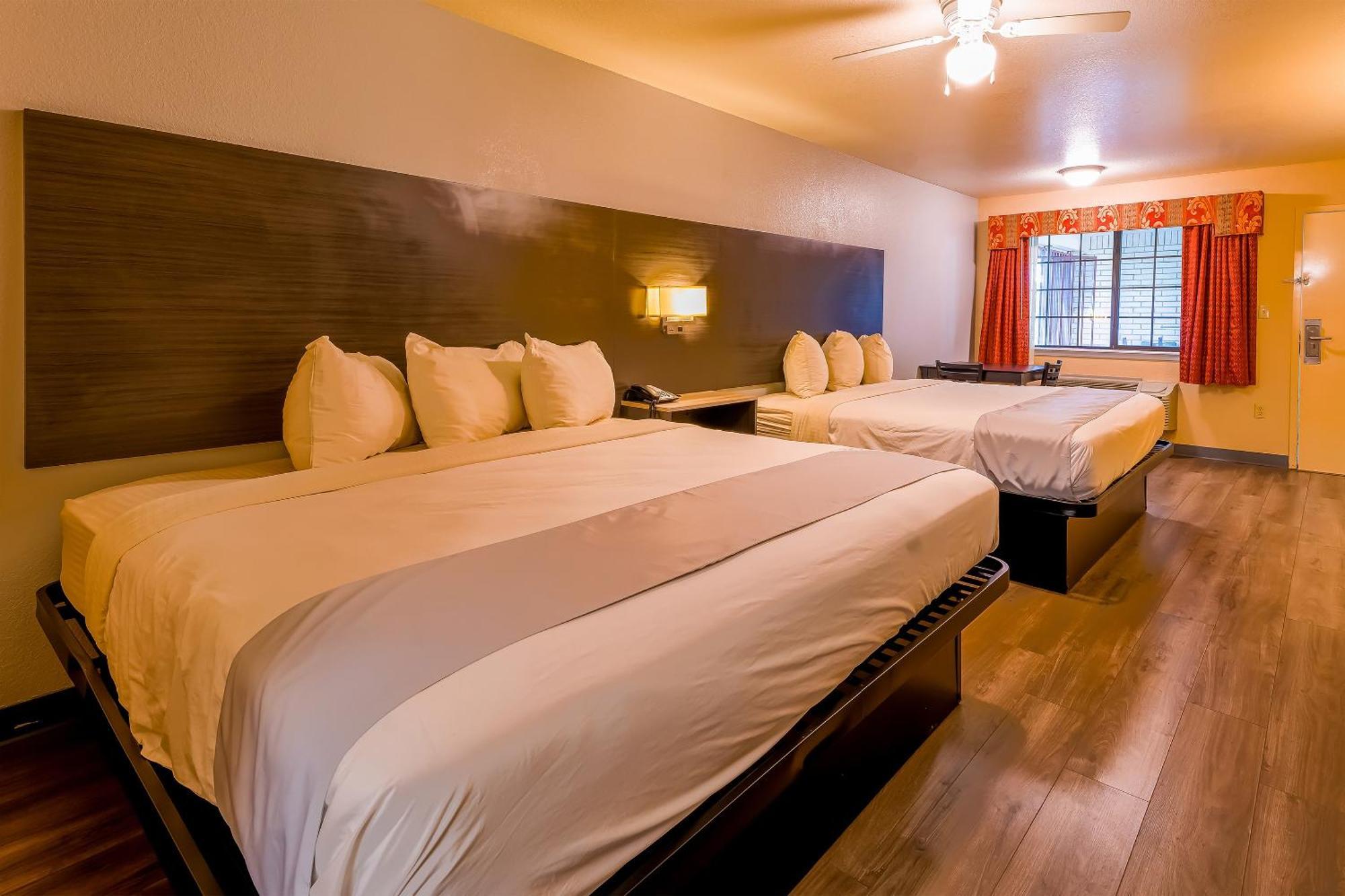Oyo Hotel Yoakum West Kültér fotó
