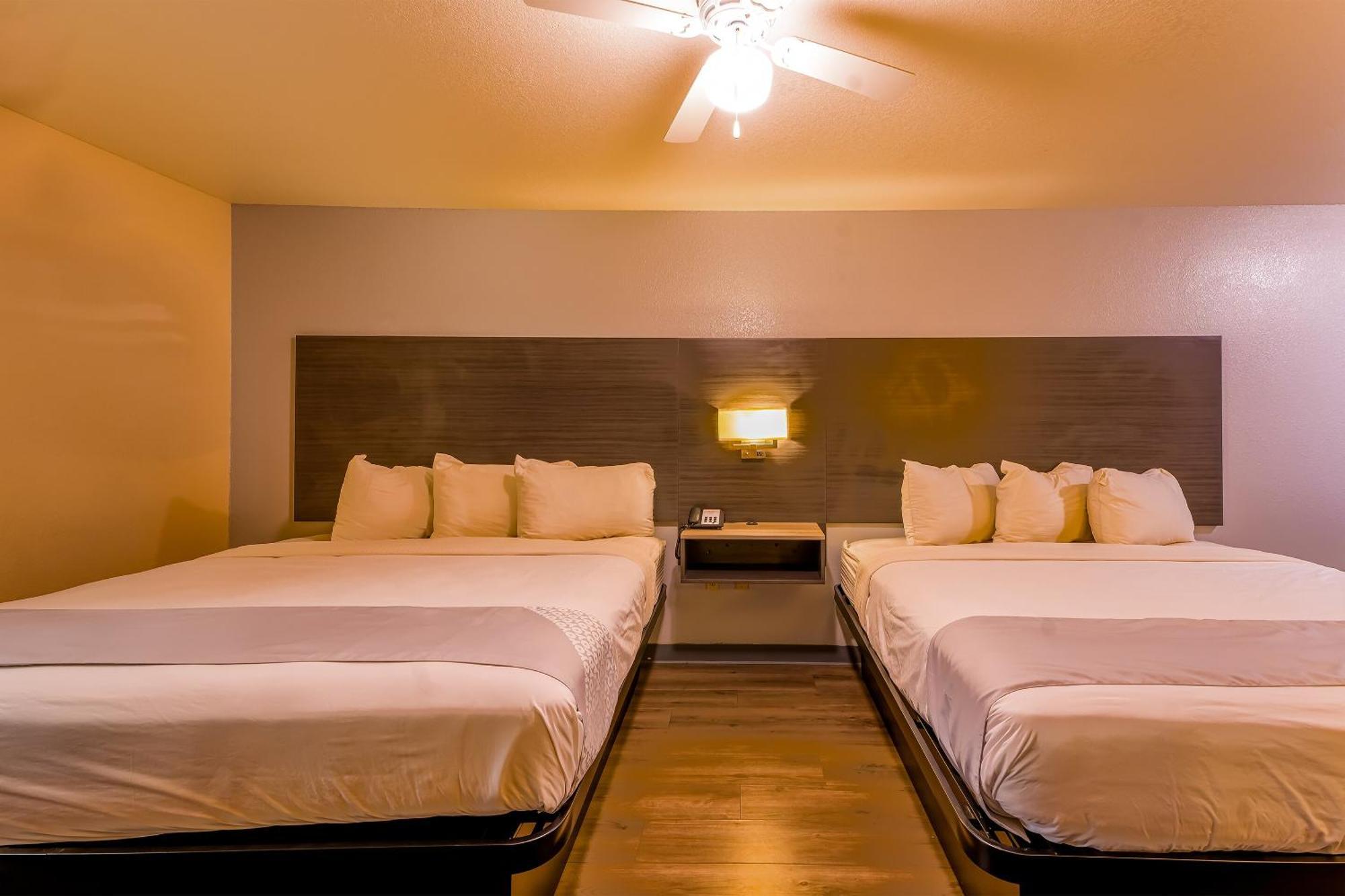 Oyo Hotel Yoakum West Kültér fotó